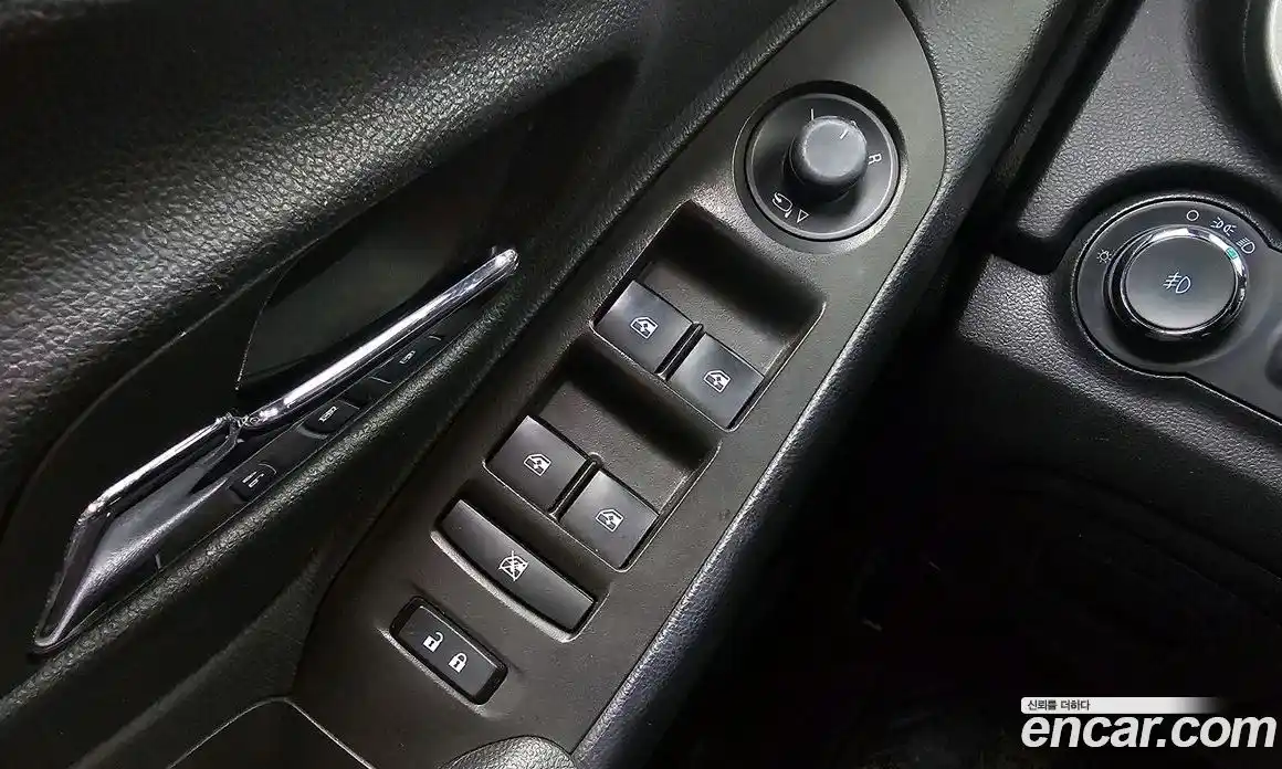 Chevrolet Trax 2015 1.4 Автомат в Москве № 41195, фото 7