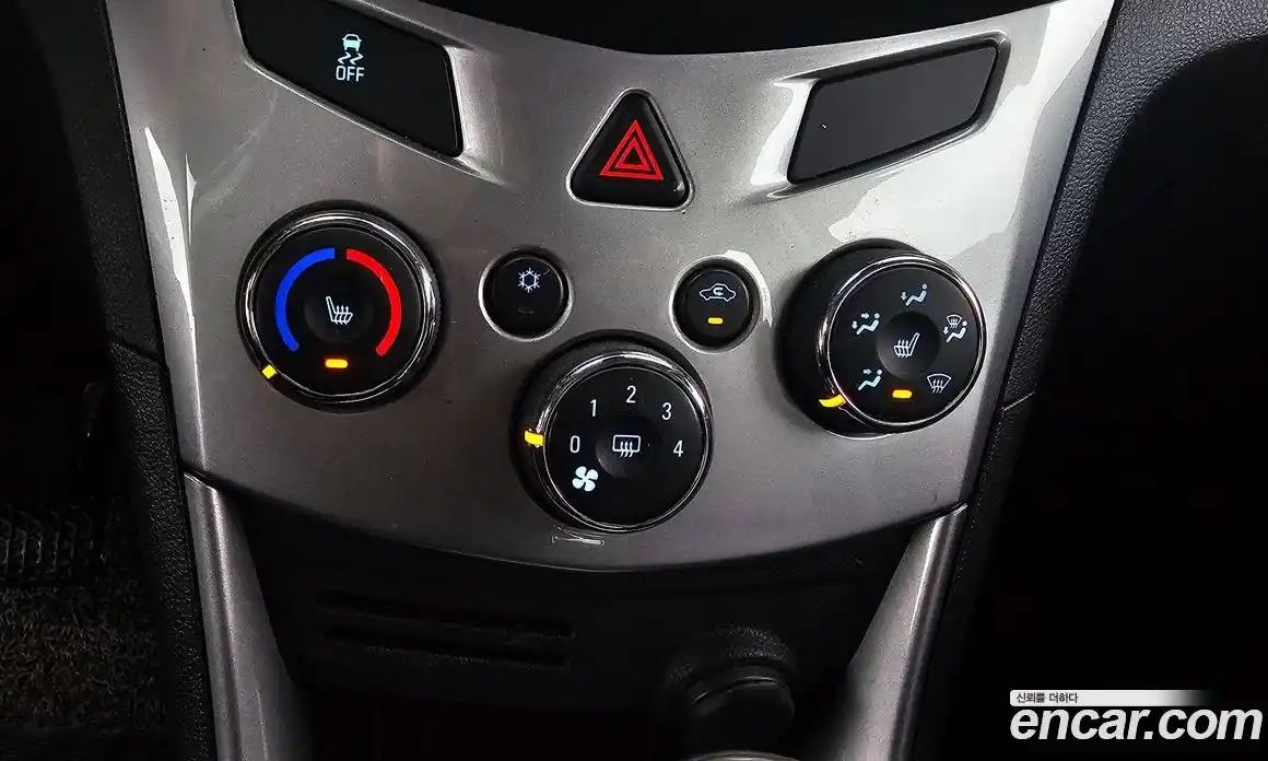 Chevrolet Trax 2015 1.4 Автомат в Москве № 41195, фото 10