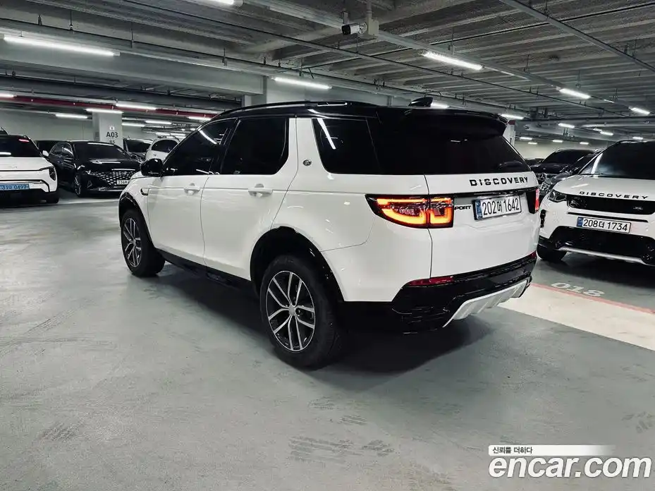Land Rover Discovery Sport 2025 2.0 Автомат в Москве № 416454, фото 3