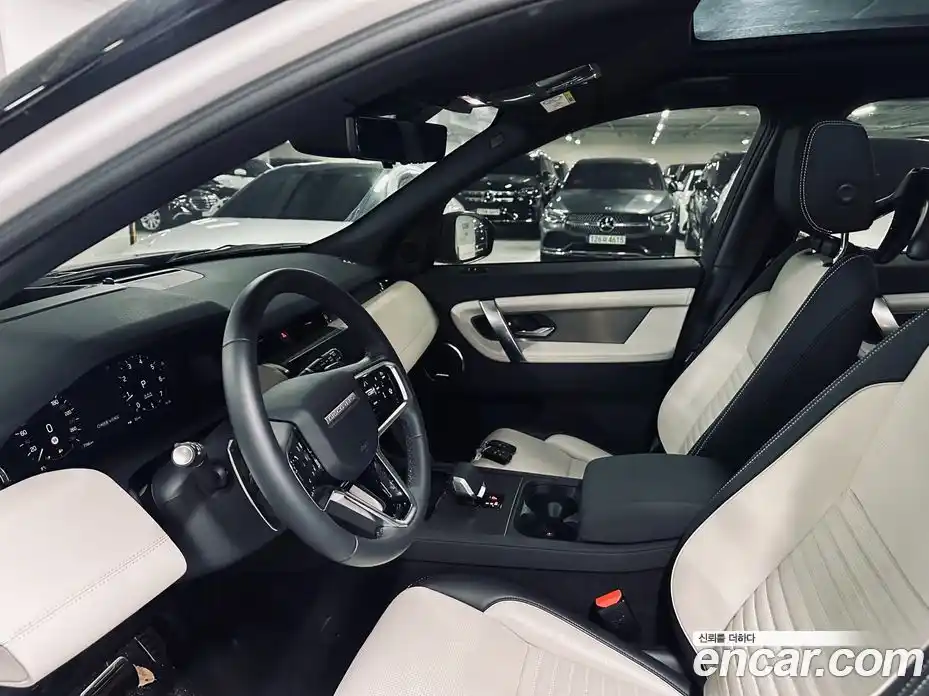 Land Rover Discovery Sport 2025 2.0 Автомат в Москве № 416454, фото 10