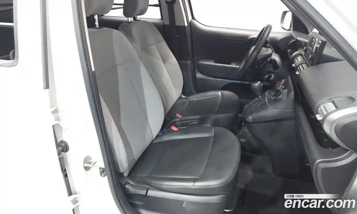 Hyundai Casper 2023 1.0 Автомат в Москве № 458312, фото 9