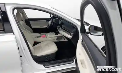 Hyundai Grandeur 2022 2.5 Автомат в Москве № 458851, миниатюра 12