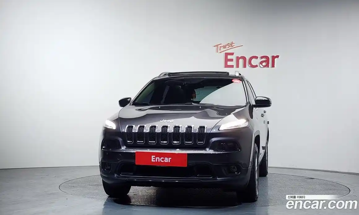 Jeep Cherokee 2015 2.4 Автомат в Москве № 472851, фото 3