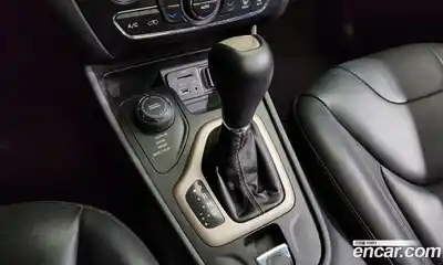 Jeep Cherokee 2015 2.4 Автомат в Москве № 472851, миниатюра 9