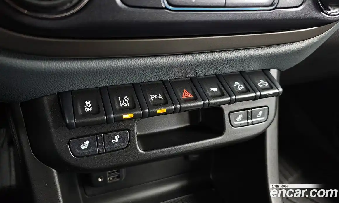 Chevrolet Colorado 2021 3.6 Автомат в Москве № 491736, фото 16