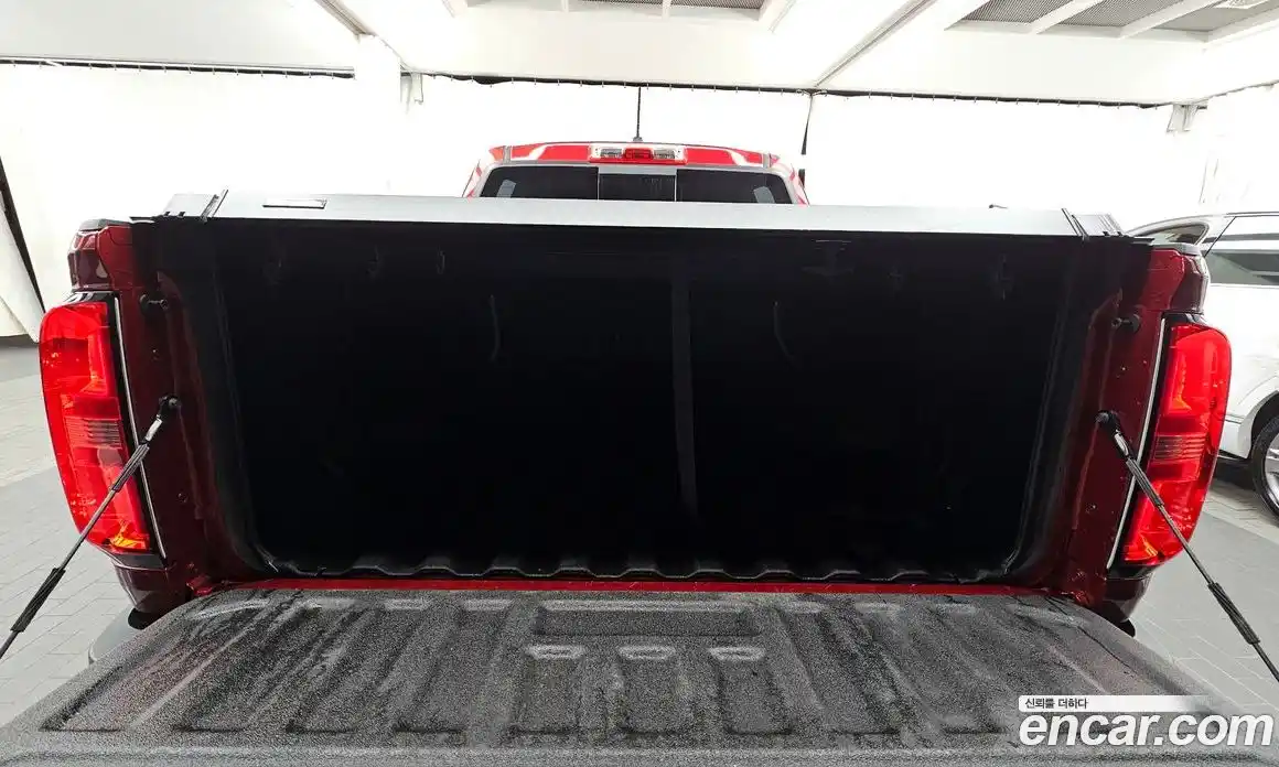 Chevrolet Colorado 2021 3.6 Автомат в Москве № 491736, фото 20