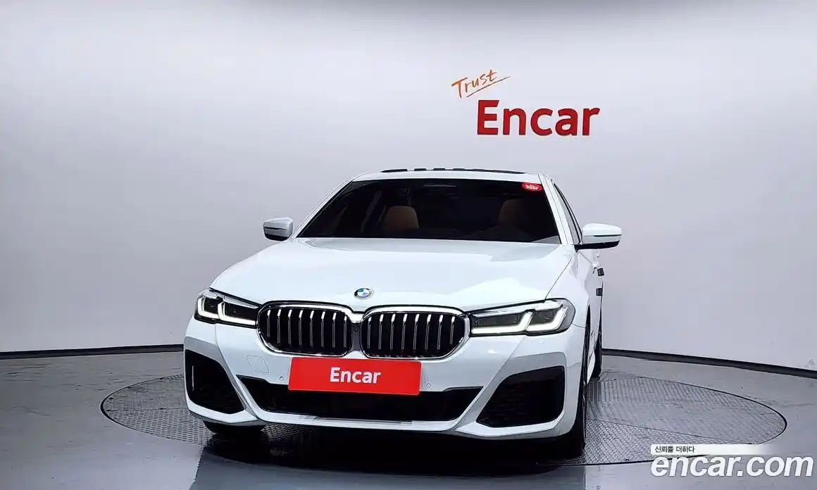 BMW 5-Series 2023 2.0 Автомат в Москве № 492051, фото 3