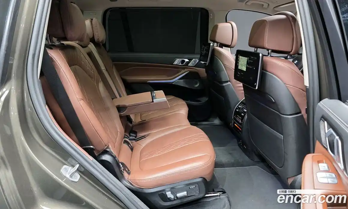 BMW X7 2022 3.0 Автомат в Москве № 492619, фото 12