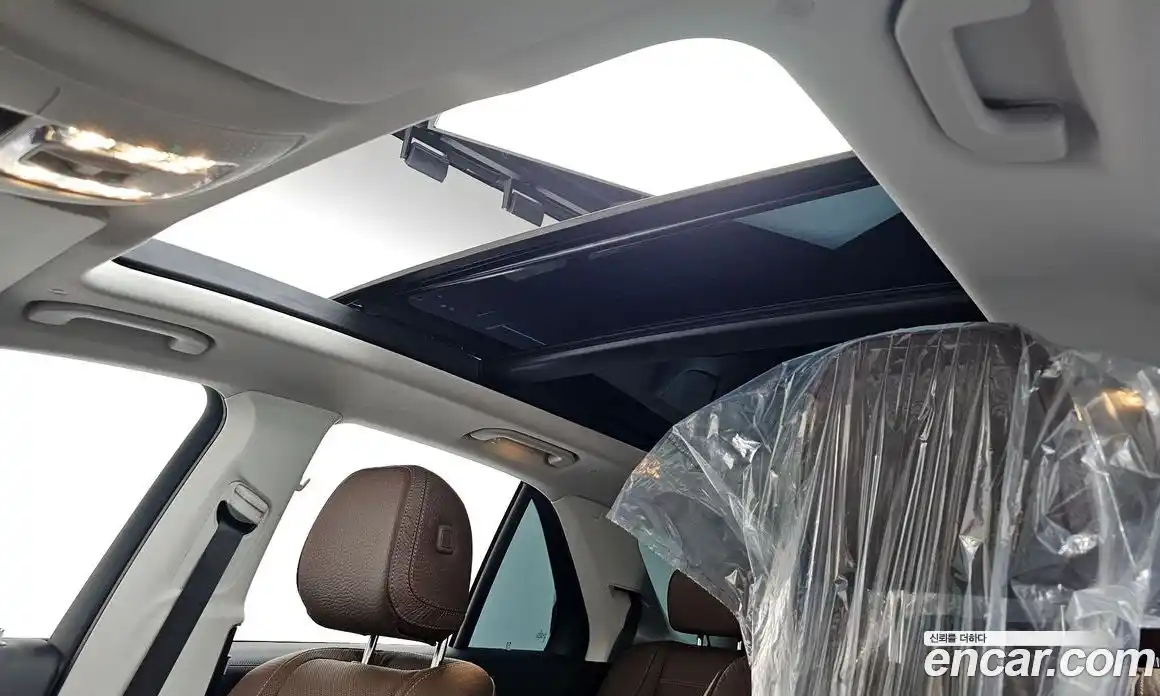 Mercedes-Benz GLE-Class 2023 3.0 Автомат в Москве № 493808, фото 19