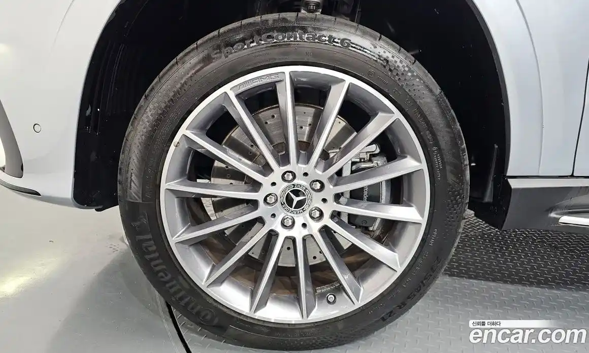 Mercedes-Benz GLE-Class 2023 3.0 Автомат в Москве № 493808, фото 5