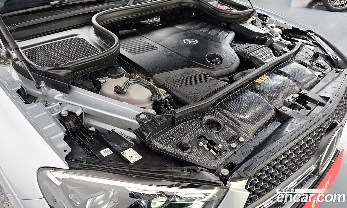 Mercedes-Benz GLE-Class 2023 3.0 Автомат в Москве № 493808, фото 6