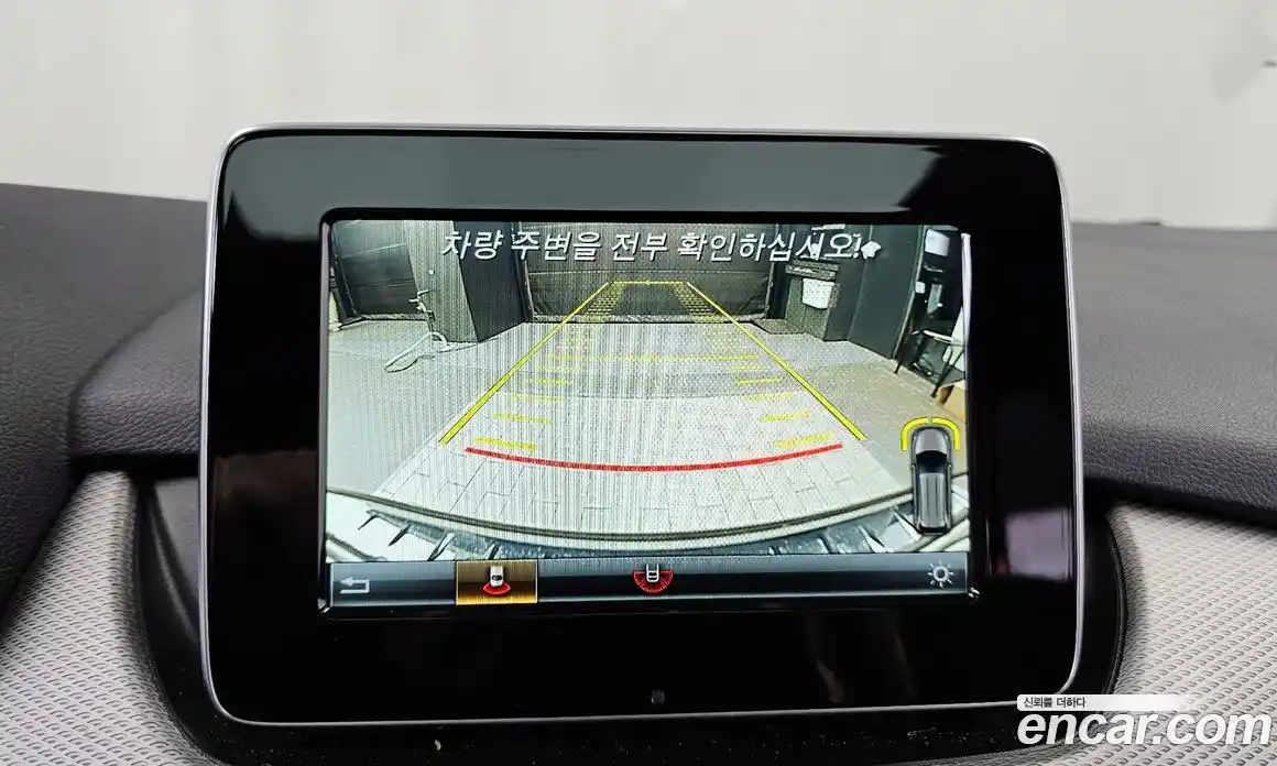 Mercedes-Benz B-Class 2018 2.0 Автомат в Москве № 495085, фото 15