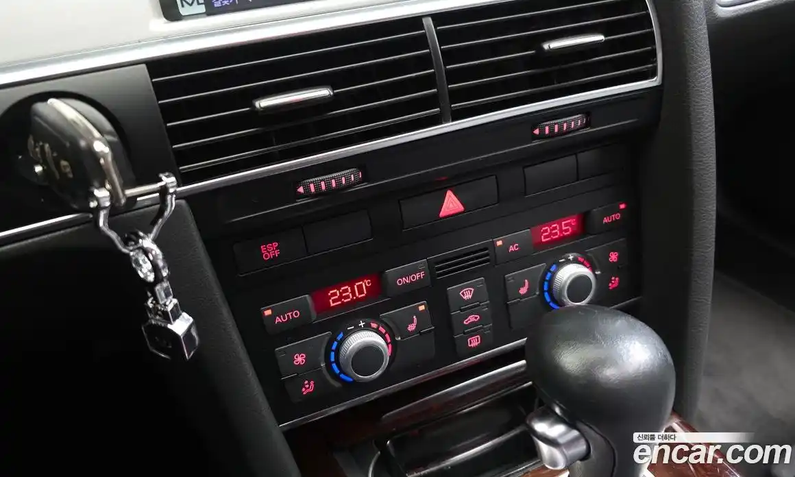 Audi A6 2010 3.2 Автомат в Москве № 496944, фото 17