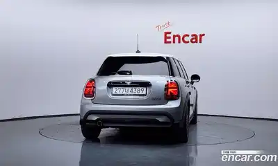 Mini Cooper 2024 1.5 Автомат в Москве № 497025, миниатюра 4