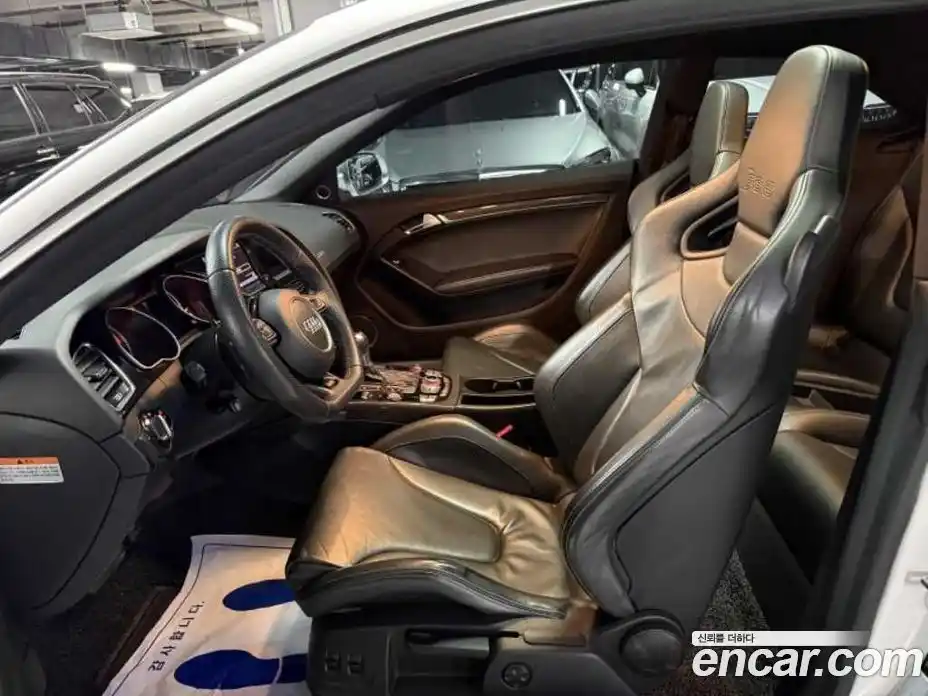 Audi RS5 2013 4.2 Автомат в Москве № 497465, фото 9