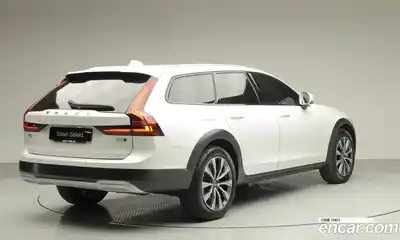 Volvo V90 2025 2.0 Автомат в Москве № 497792, миниатюра 2