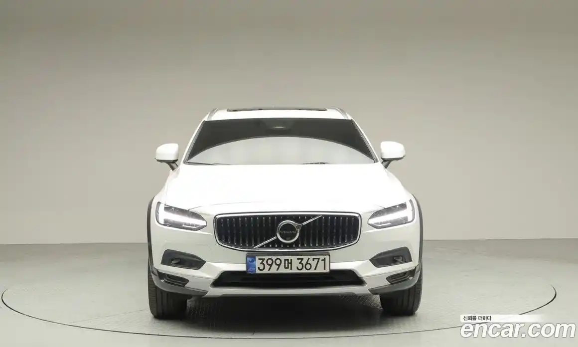 Volvo V90 2025 2.0 Автомат в Москве № 497792, фото 3