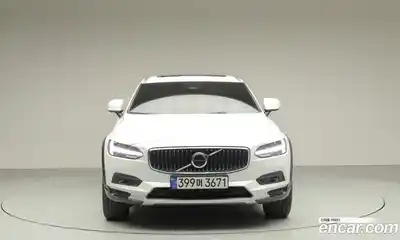 Volvo V90 2025 2.0 Автомат в Москве № 497792, миниатюра 3