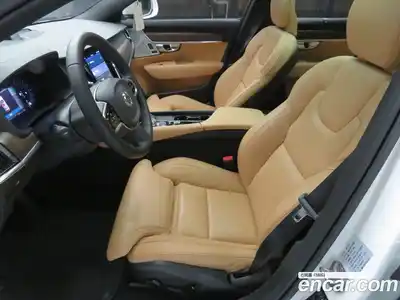 Volvo V90 2025 2.0 Автомат в Москве № 497792, миниатюра 10