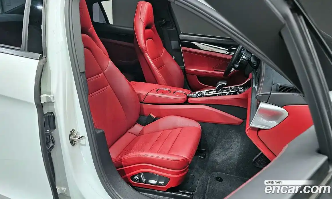 Porsche Panamera 2018 3.0 Автомат в Москве № 498045, фото 10