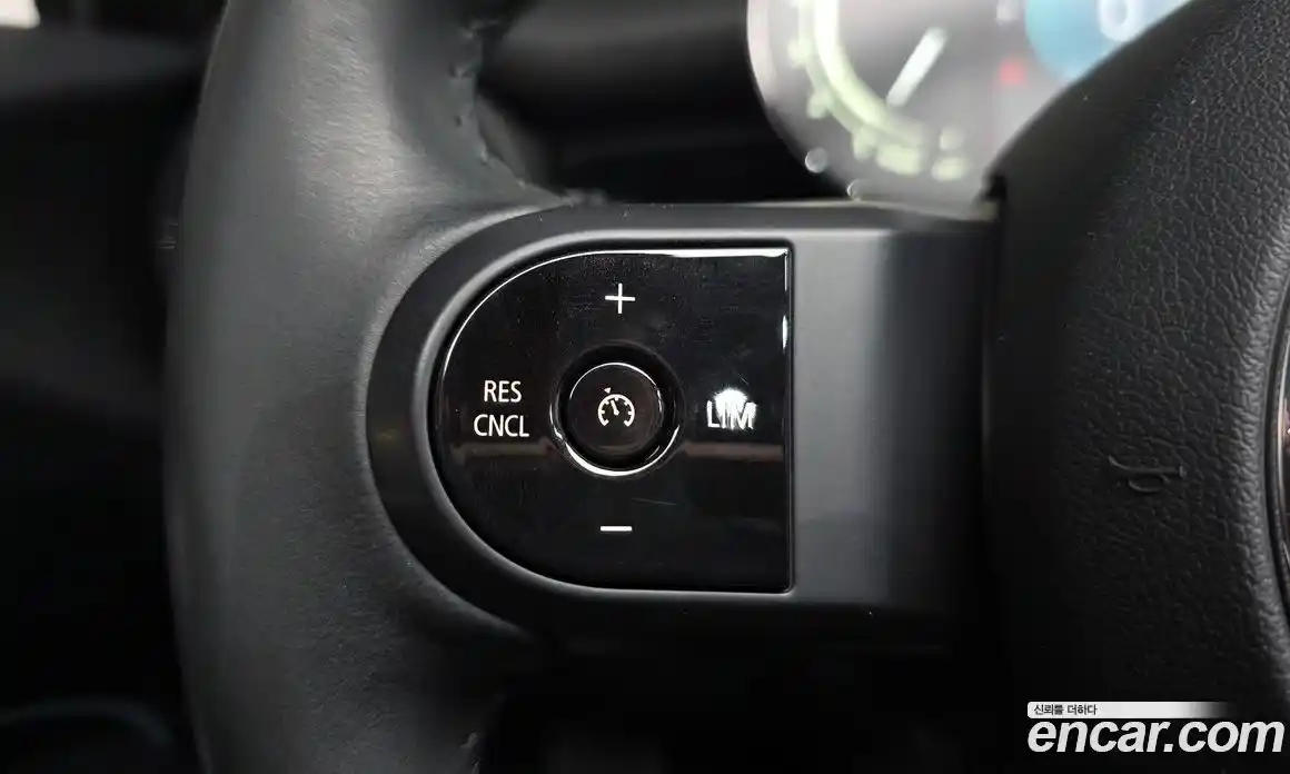 Mini Cooper Convertible 2022 1.5 Автомат в Москве № 499131, фото 14