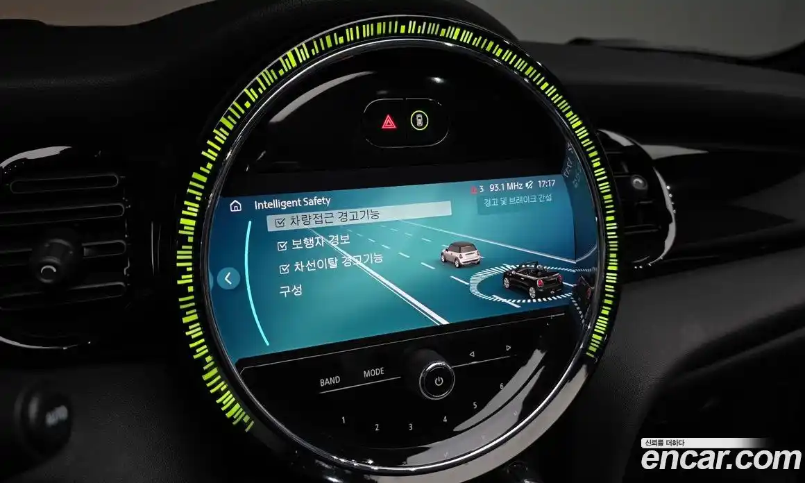 Mini Cooper Convertible 2022 1.5 Автомат в Москве № 499131, фото 17