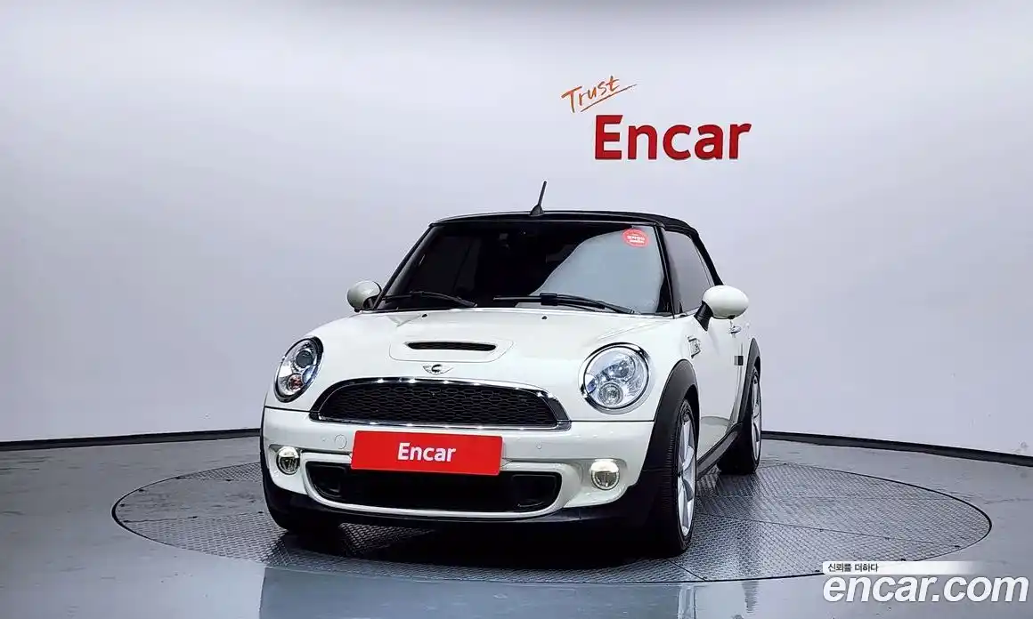 Mini Cooper Convertible 2015 1.6 Автомат в Москве № 499240, фото 3