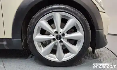 Mini Cooper Convertible 2015 1.6 Автомат в Москве № 499240, миниатюра 5