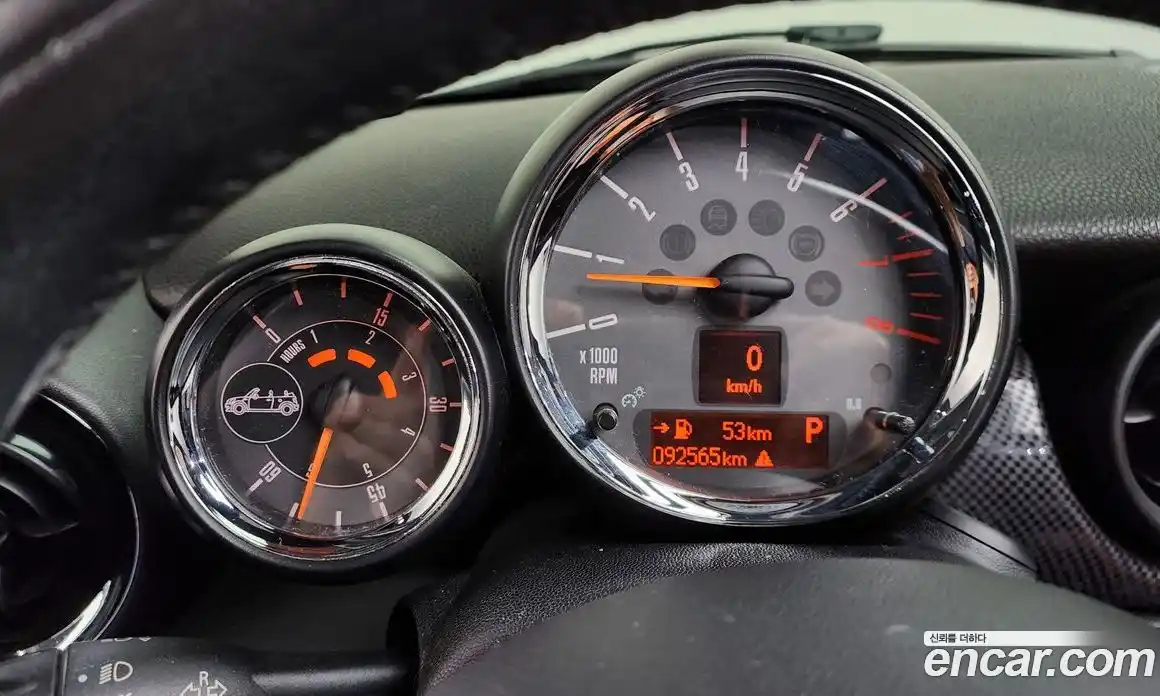 Mini Cooper Convertible 2015 1.6 Автомат в Москве № 499240, фото 8