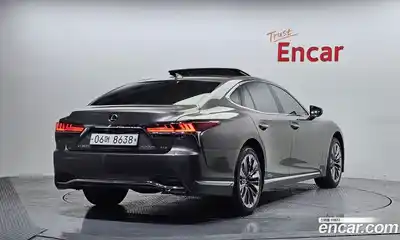 Lexus LS 2018 3.5 Автомат в Москве № 499693, миниатюра 2