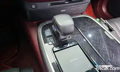 Lexus LS 2018 3.5 Автомат в Москве № 499693, миниатюра 9