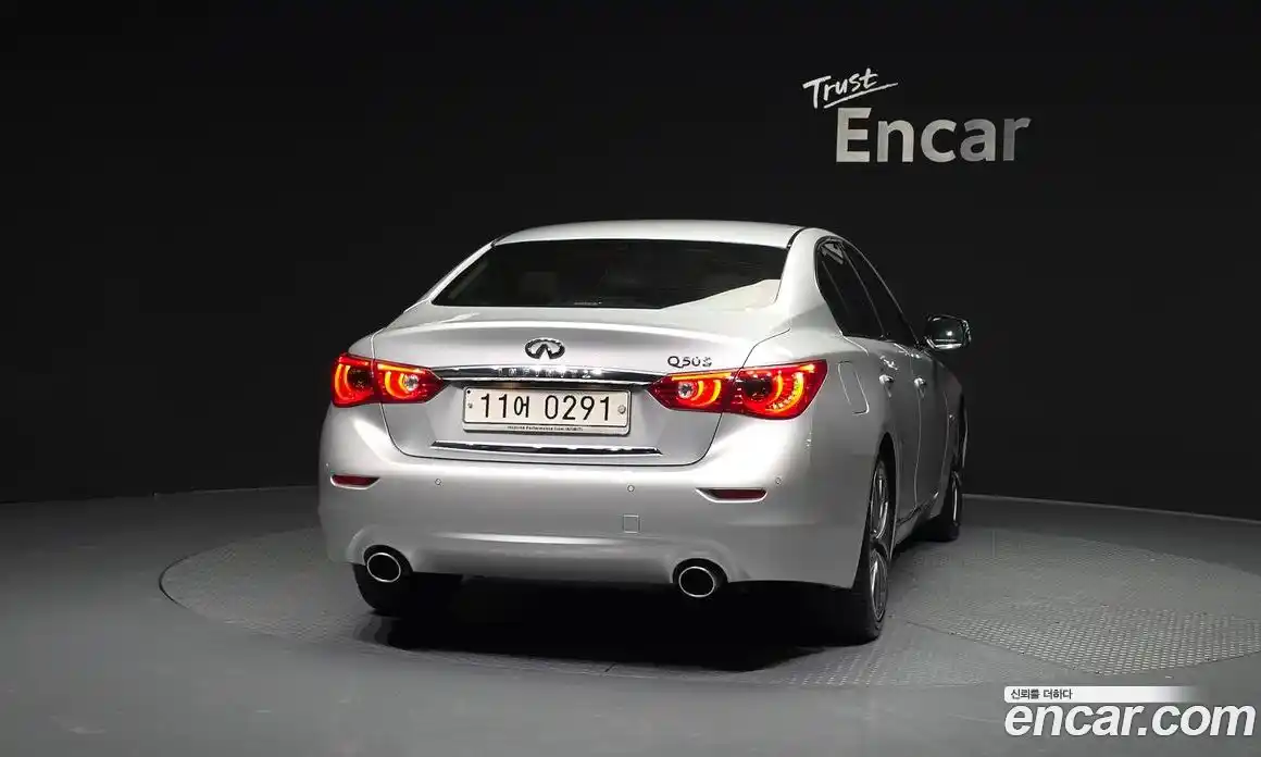 Infiniti Q50 2016 3.5 Автомат в Москве № 500357, фото 4