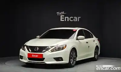 Nissan Altima, 2017