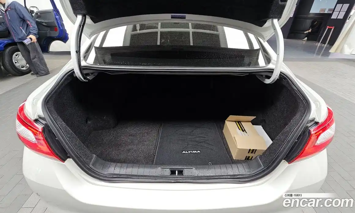 Nissan Altima 2017 2.5 Автомат в Москве № 500568, фото 20