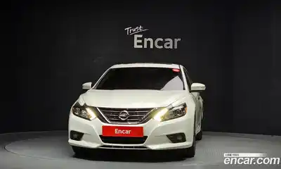 Nissan Altima 2017 2.5 Автомат в Москве № 500568, миниатюра 3