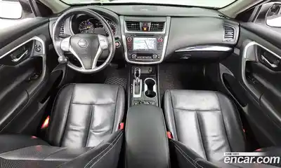 Nissan Altima 2017 2.5 Автомат в Москве № 500568, миниатюра 7