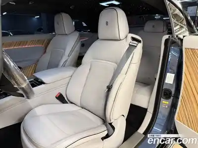 Rolls-Royce Spectre 2024 0.3 Автомат в Москве № 500762, миниатюра 11