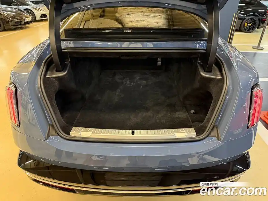 Rolls-Royce Spectre 2024 0.3 Автомат в Москве № 500762, фото 20