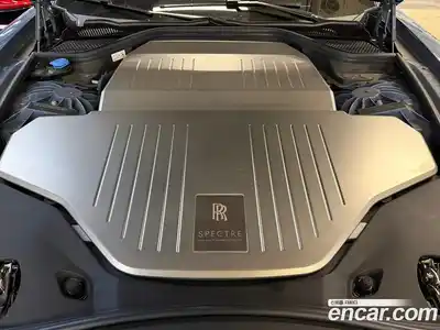 Rolls-Royce Spectre 2024 0.3 Автомат в Москве № 500762, миниатюра 6