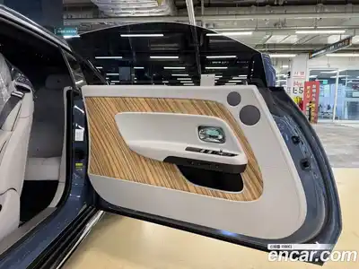 Rolls-Royce Spectre 2024 0.3 Автомат в Москве № 500762, миниатюра 10