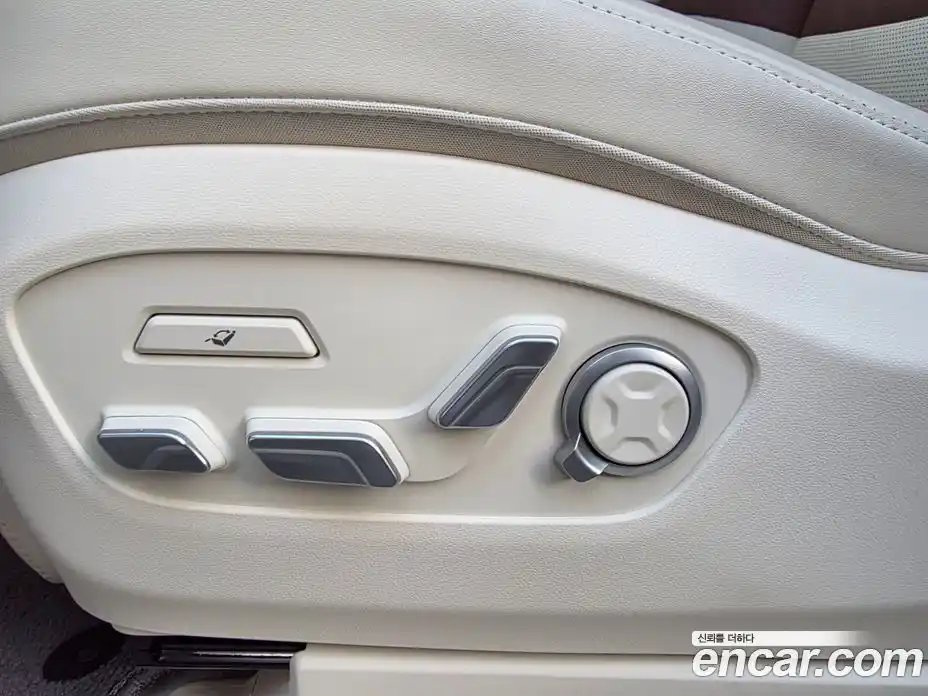 Hyundai Ioniq 9 2025 Автомат в Москве № 517361, фото 13