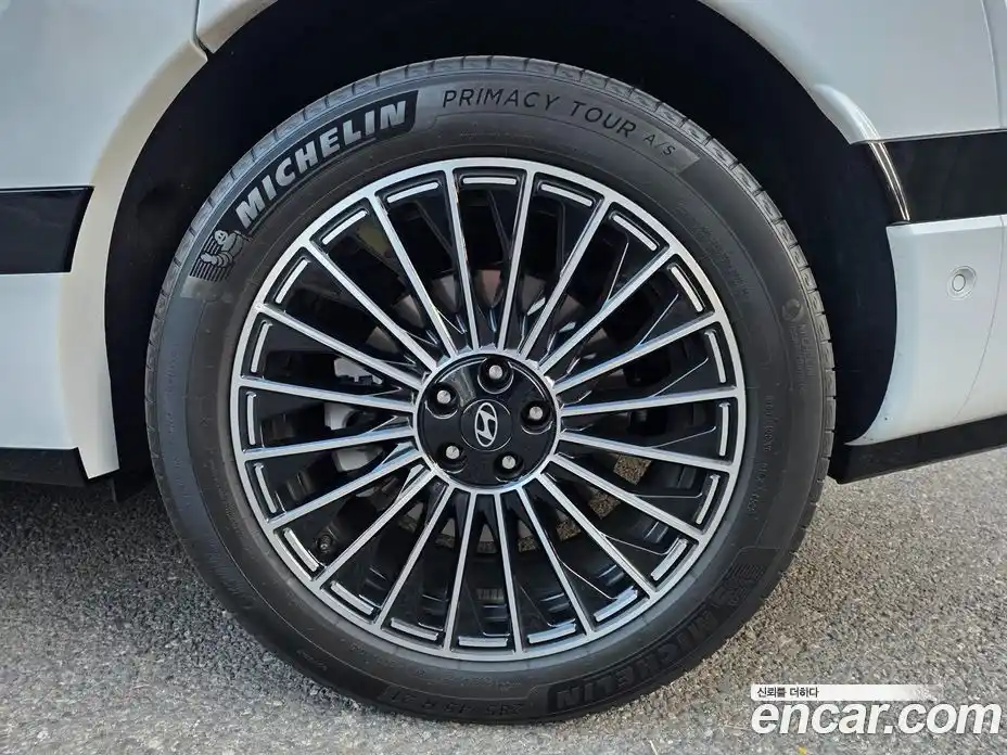 Hyundai Ioniq 9 2025 Автомат в Москве № 517361, фото 5