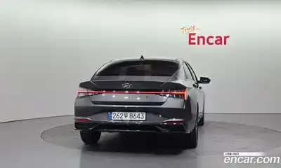 Hyundai Avante 2023 1.6 Автомат в Москве № 517786, миниатюра 4