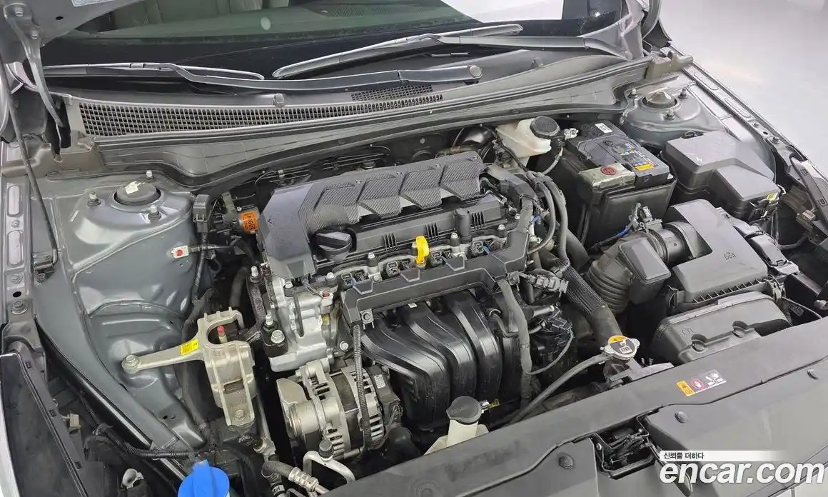 Hyundai Avante 2023 1.6 Автомат в Москве № 517786, фото 6