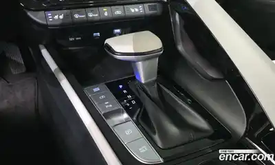 Hyundai Avante 2023 1.6 Автомат в Москве № 517786, миниатюра 9