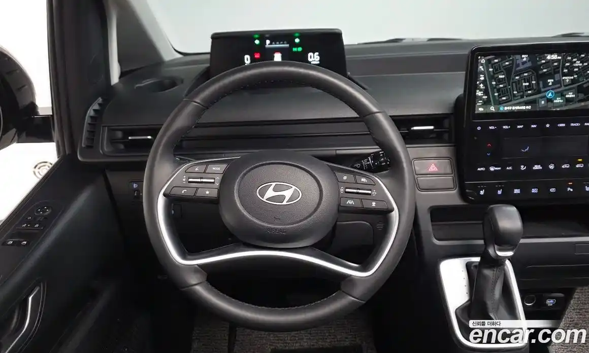 Hyundai Staria 2025 3.5 Автомат в Москве № 517896, фото 12