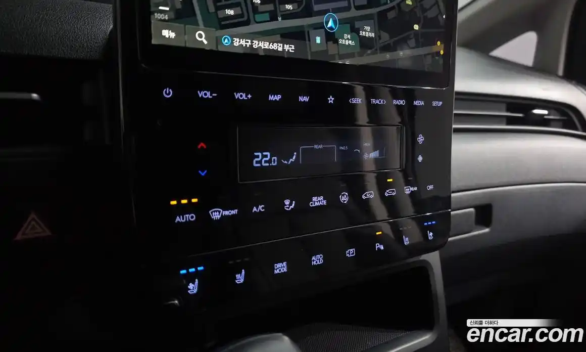 Hyundai Staria 2025 3.5 Автомат в Москве № 517896, фото 17