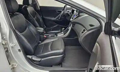 Hyundai Avante 2012 1.6 Автомат в Москве № 518612, миниатюра 10