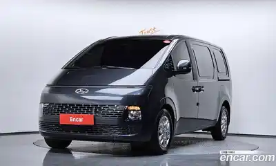 Hyundai Staria, 2023