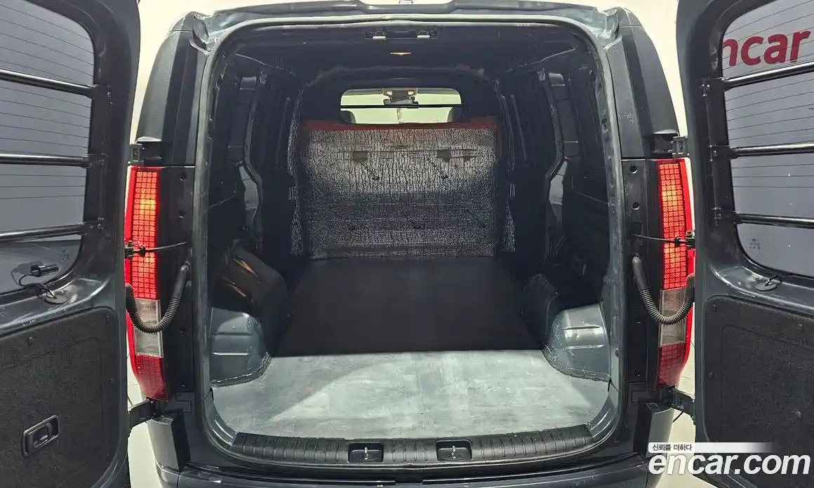 Hyundai Staria 2023 2.2 Автомат в Москве № 518636, фото 20